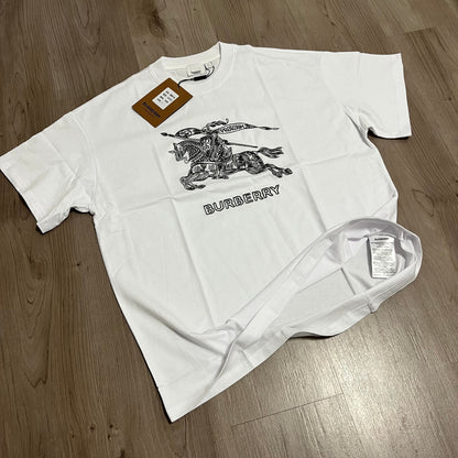 Camiseta OVERSIZE BURBERRY WHITE