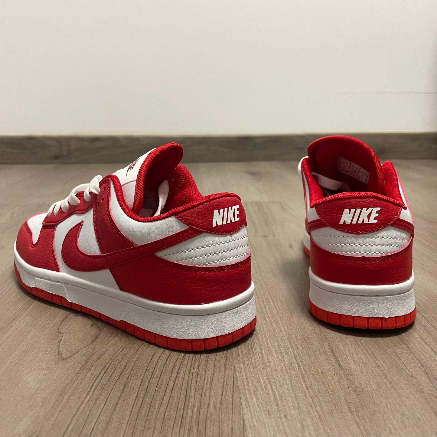 DUNK RED